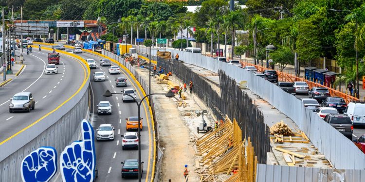 MOPC anuncia restricción del tránsito en horario nocturno en paso a desnivel de la 27 de Febrero con Máximo Gómez