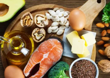 Omega 3: por qué deberías incluirlo en tu dieta y cómo hacerlo, según los expertos