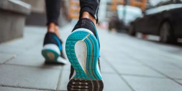 Cuántos pasos hay que caminar por día para tener buena salud, según la ciencia