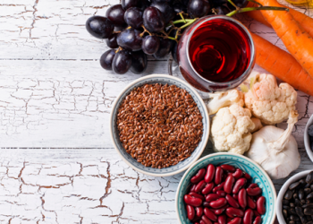 ¿Dieta prudente o mediterránea? Así influye en el riesgo de tres tipos de cáncer