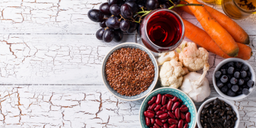 ¿Dieta prudente o mediterránea? Así influye en el riesgo de tres tipos de cáncer