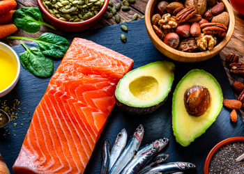Omega 3: por qué deberías incluirlo en tu dieta y cómo hacerlo, según los expertos