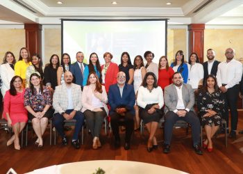 BHD reconoce desempeño de centros mipymes en reunión anual de programa OPEN