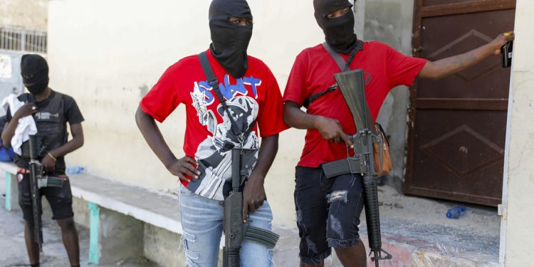 Bandas criminales asaltan la Academia Nacional de Policía de Haití