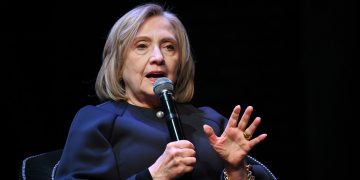 Hillary Clinton: «Aceptemos la realidad, Joe Biden es viejo»