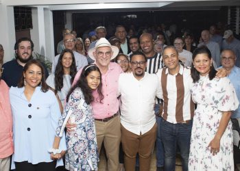 Horacio López afirma sistema de pensiones es el negocio más lucrativo para sus dueños