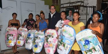 Joel Rodríguez dice promoverá iniciativas en beneficio de los jóvenes; FP oficializa su candidatura a diputado