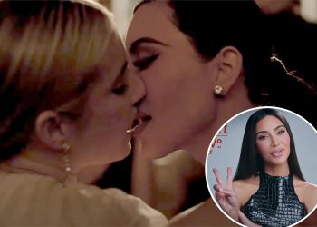 Kim Kardashian besa a Emma Roberts en el nuevo tráiler de “American Horror Story”