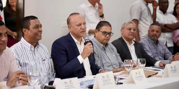 Liga Municipal y Fedomu continúan capacitación alcaldes electos en regiones Cibao Norte y Noroeste