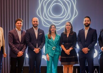Philip Morris lanza en RD el nuevo IQOS ILUMA, acelerando su camino hacia un futuro libre de humo