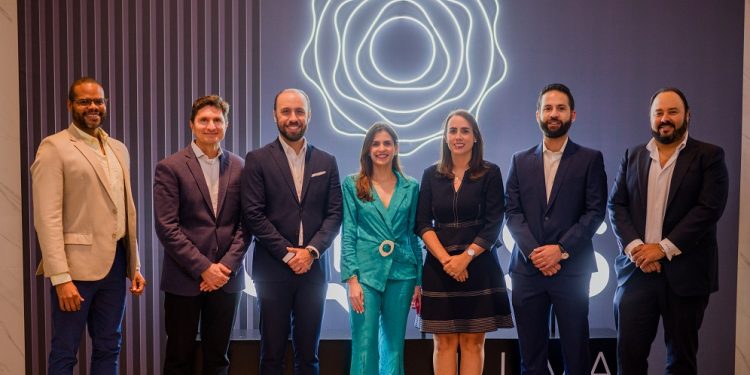 Philip Morris lanza en RD el nuevo IQOS ILUMA, acelerando su camino hacia un futuro libre de humo