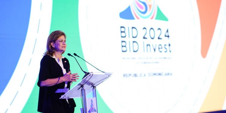 Vicepresidenta afirma en Asambleas del BID que RD y el Caribe están listos para asumir papel protagónico en actual contexto económico