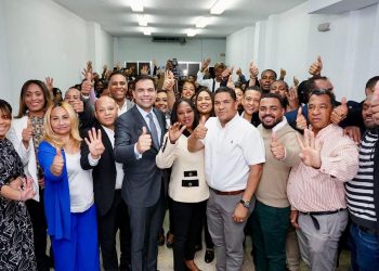Roberto Ángel vaticina contundente barrida de Abinader y el PRM en circunscripciones electorales del exterior