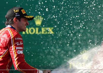 Sensacional victoria de Sainz en Australia F1 y KO de Verstappen