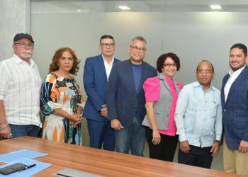 Somos Pueblo y Grupo de medios Panorama anuncian debate presidencial con los candidatos presidenciales alternativos