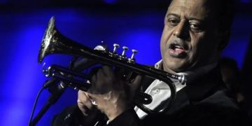 Wilfrido Vargas muestra «notable mejoría» tras ingreso a cuidados intensivos