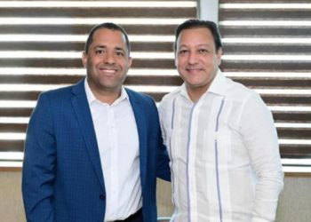 ¡Que golpe! Renuncian dos destacados dirigentes del PLD en la región sur