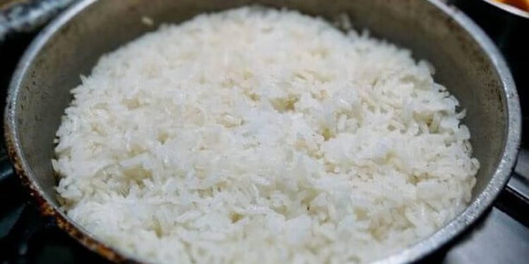 La Universidad de Harvard explica quiénes y por qué algunas personas no pueden comer arroz blanco