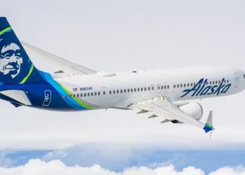 Un avión Boeing de Alaska Airlines sufrió una grieta en su parabrisas mientras aterrizaba en Portland