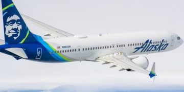Un avión Boeing de Alaska Airlines sufrió una grieta en su parabrisas mientras aterrizaba en Portland