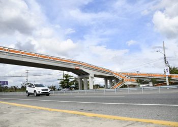 El Gobierno entrega obras en Baní, San Cristóbal y Haina construidas por el MOPC