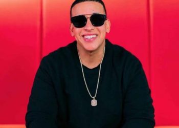 ¡Radical cambio! Daddy Yankee reaparece dando su primera prédica (video)