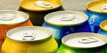 Riesgo de arritmia: así afectan los refrescos light y azucarados