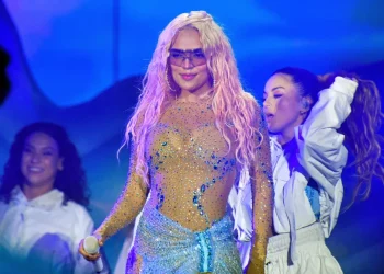 Fiebre Bichota: Conciertos de Karol G en RD generan inusual mercado en ropa y otros artículos de la artista