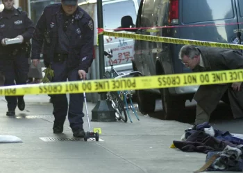 Niño de dos años fue baleado a plena luz del día durante un tiroteo en El Bronx