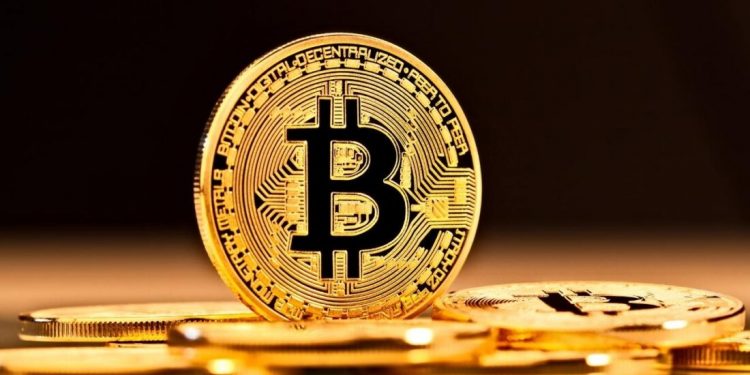 El bitcóin alcanza un nuevo récord y supera los 71.000 dólares