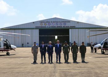Presidente Abinader encabeza ceremonia recibimiento dos nuevas helicópteros en la FARD