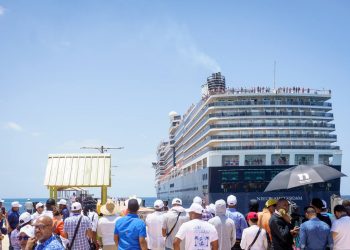 Cabo Rojo recibe su segundo crucero con aproximadamente 2 mil pasajeros
