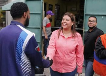 Elizabeth Rosa legislará para Contribuir con el Desarrollo de la zona sur de Santiago y todo el país