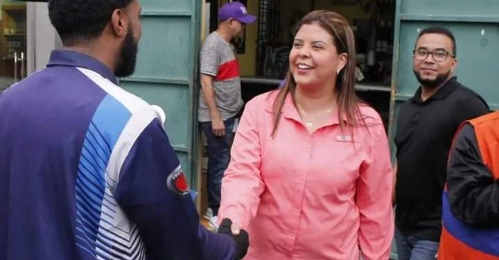 Elizabeth Rosa legislará para Contribuir con el Desarrollo de la zona sur de Santiago y todo el país