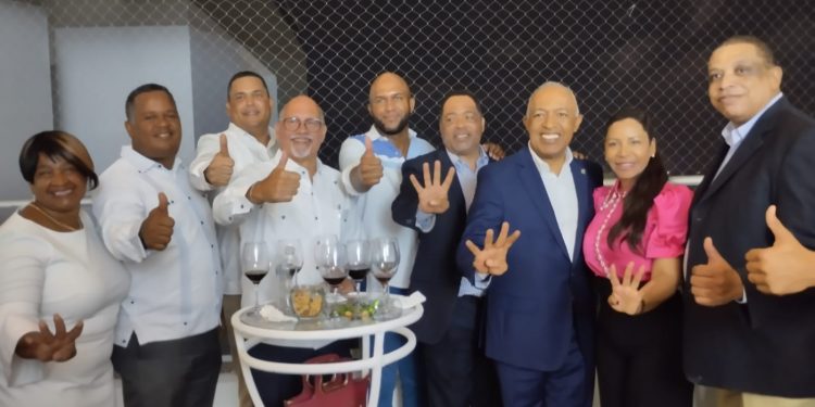 Empresarios de SDE respaldan Reelección de Abinader