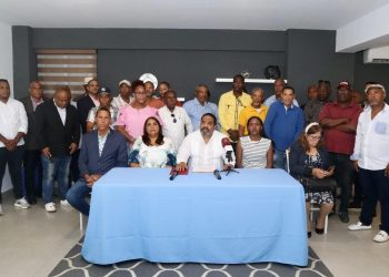Presentan la Federación Nacional de Líderes en apoyo a la reelección de Abinader