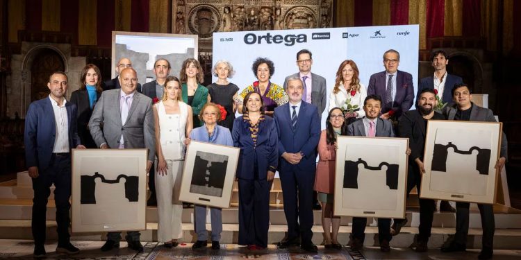 Los Ortega y Gasset reivindican el buen periodismo frente a la desinformación y el negocio del odio