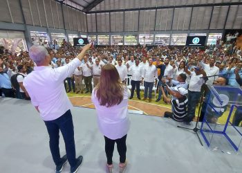 PRM en Santiago juramenta gran comando de campaña Luis 24