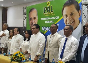 Partido de Acción Liberal proclama a Daniel Rivera como candidato a senador en Santiago