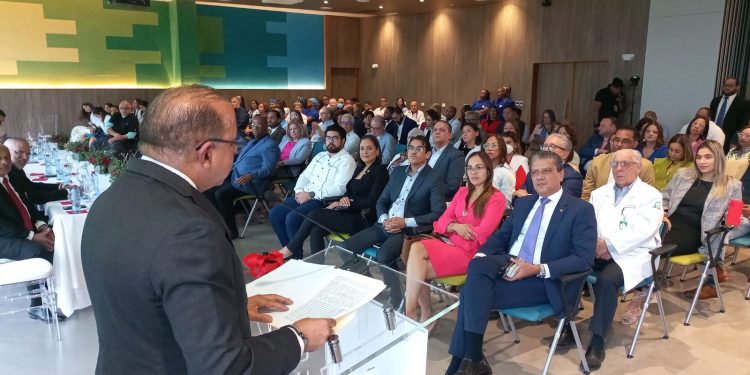 Cenicardio Santiago inaugura moderna sala de Hemodinamia