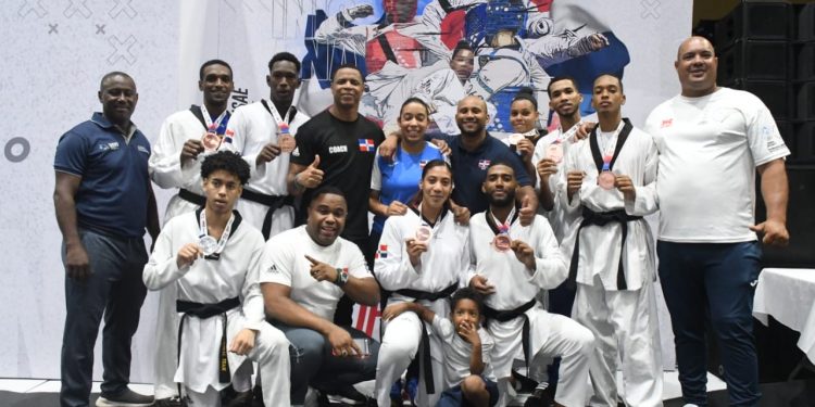República Dominicana obtiene el tercer lugar en Open Senior de Taekwondo