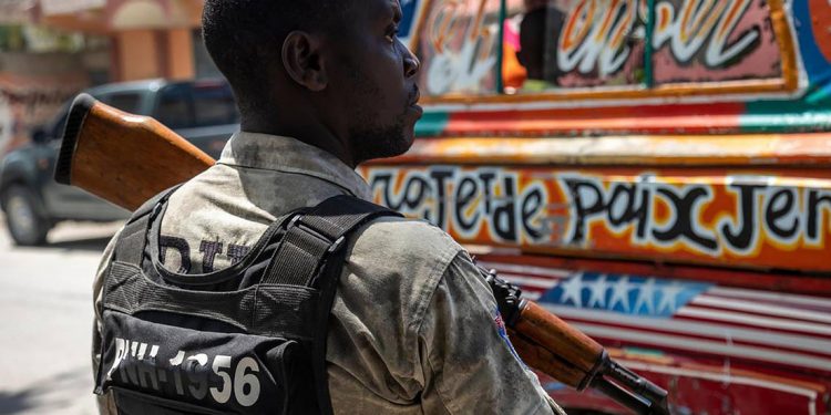 Un poderoso líder pandillero de Haití detalla condiciones para dejar las armas