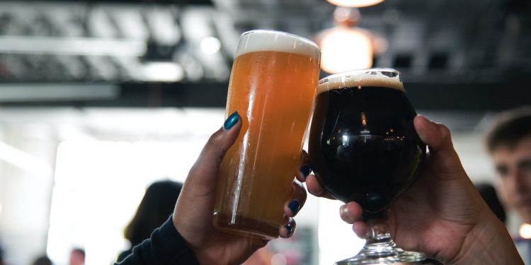 El ingrediente «secreto» de la cerveza que te hará dormir toda la noche