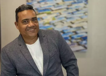 Miguel Céspedes celebra su millón de seguidores en Instagram