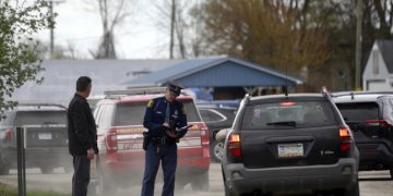 Conductora ebria se estrelló contra un club en Michigan durante una fiesta infantil y mató a dos niños
