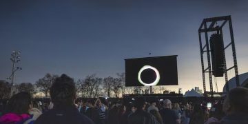 Eclipse solar total: después de recorrer México, fenómeno astronómico deslumbra en Estados Unidos y Canadá