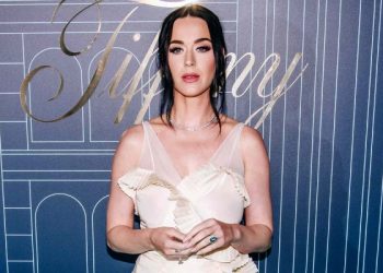 ¿Creíste que Katy Perry estuvo en la Met Gala? La IA engañó incluso a la madre de la cantante