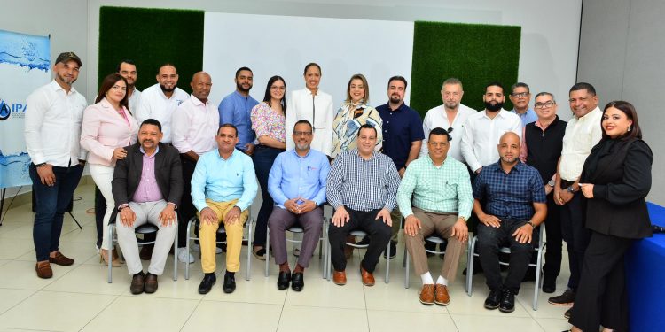AIPARC juramenta junta directiva 2024-2026