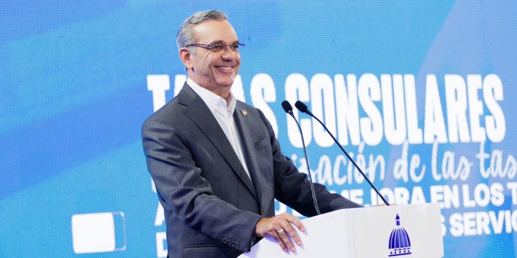 Abinader destaca avances en el acercamiento de servicios y políticas públicas en favor de los dominicanos en el exterior