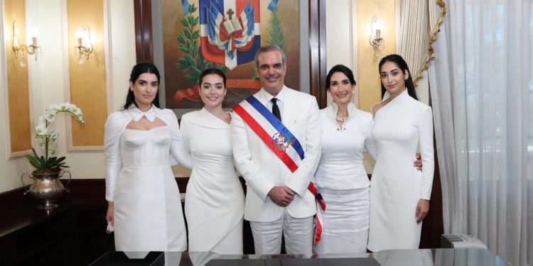 Presidente Abinader viaja este viernes a Italia y Portugal